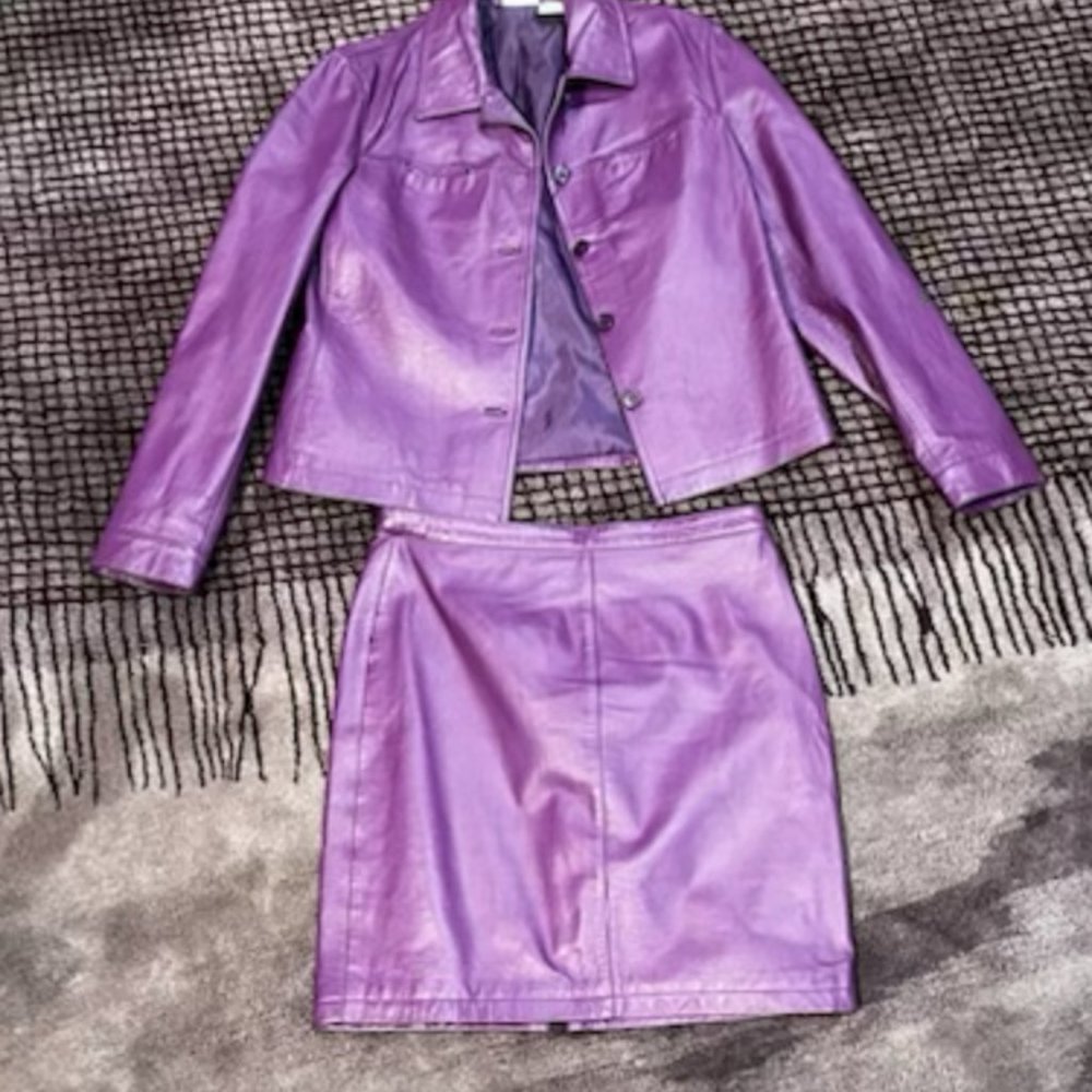 Newport News Easy Style Matching Purple Leather A-Line skirt and cropped jacket